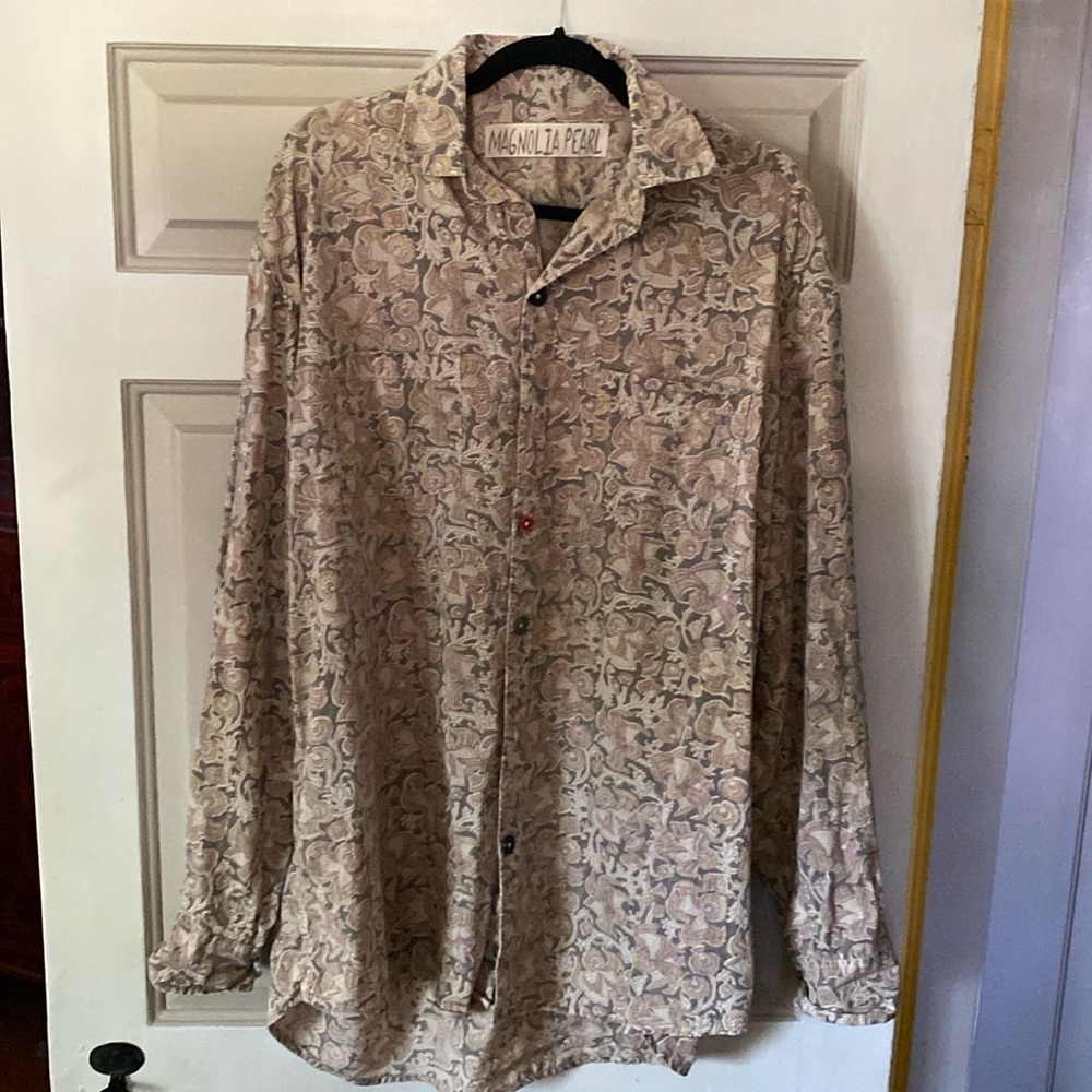 Mag Pearl button down long sleeve shirt